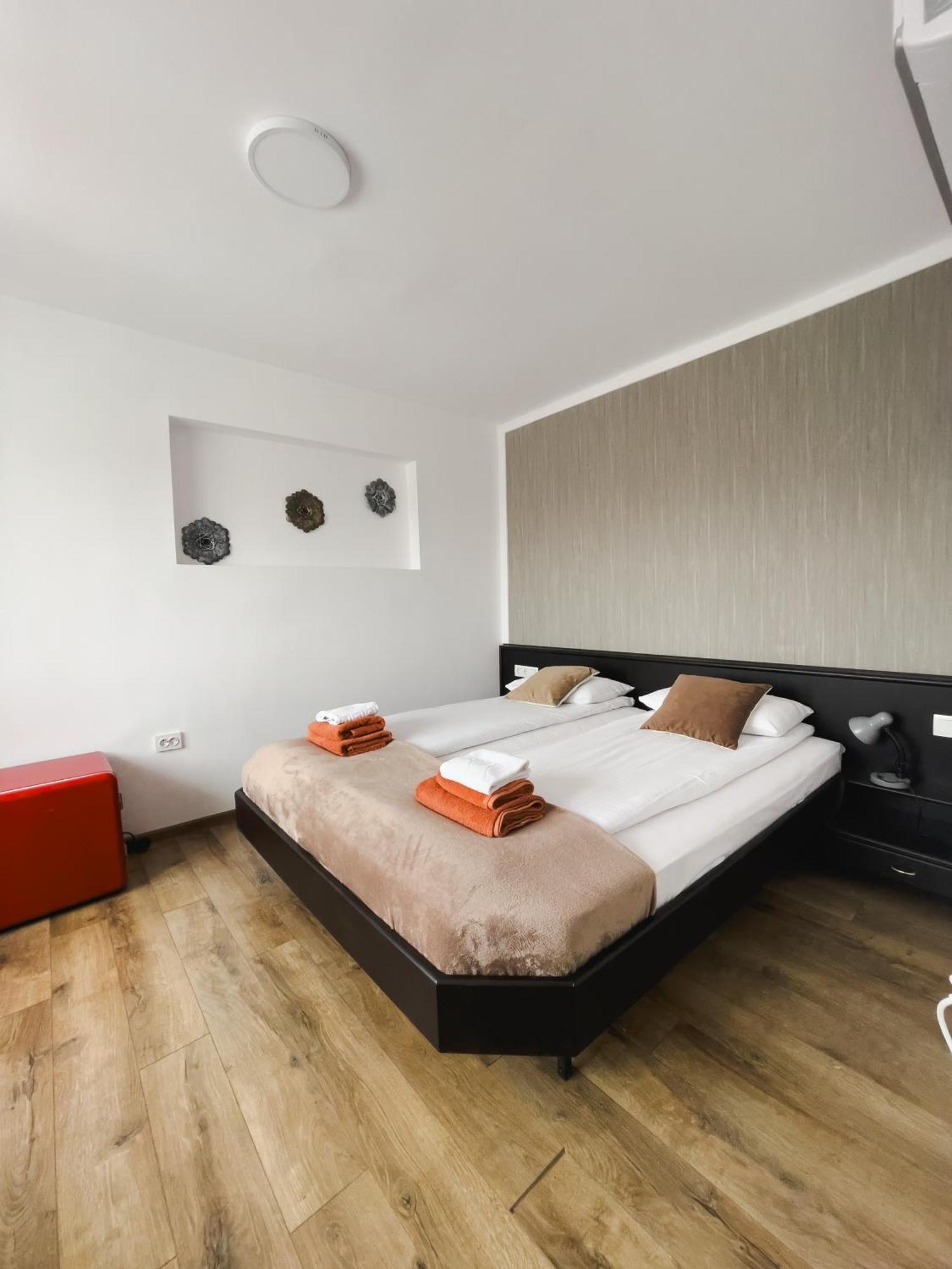 Hotel Myda Apahida Exteriér fotografie