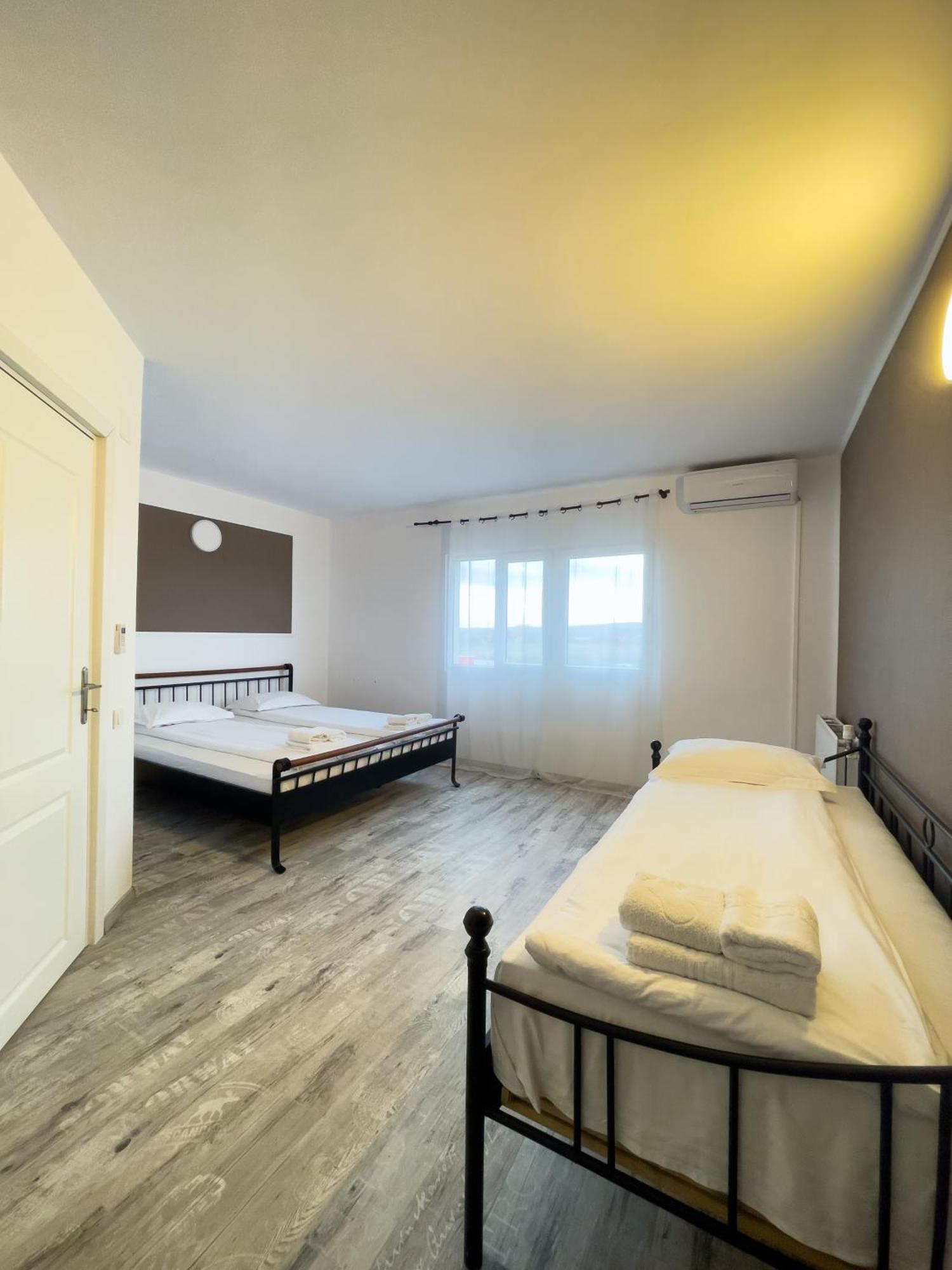 Hotel Myda Apahida Exteriér fotografie